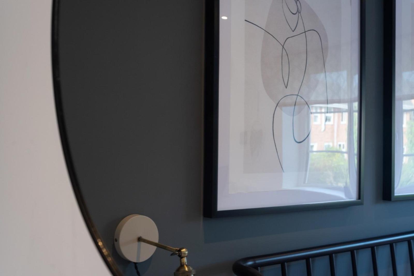 Shottery Bridge House Apartments - Free Parking מראה חיצוני תמונה
